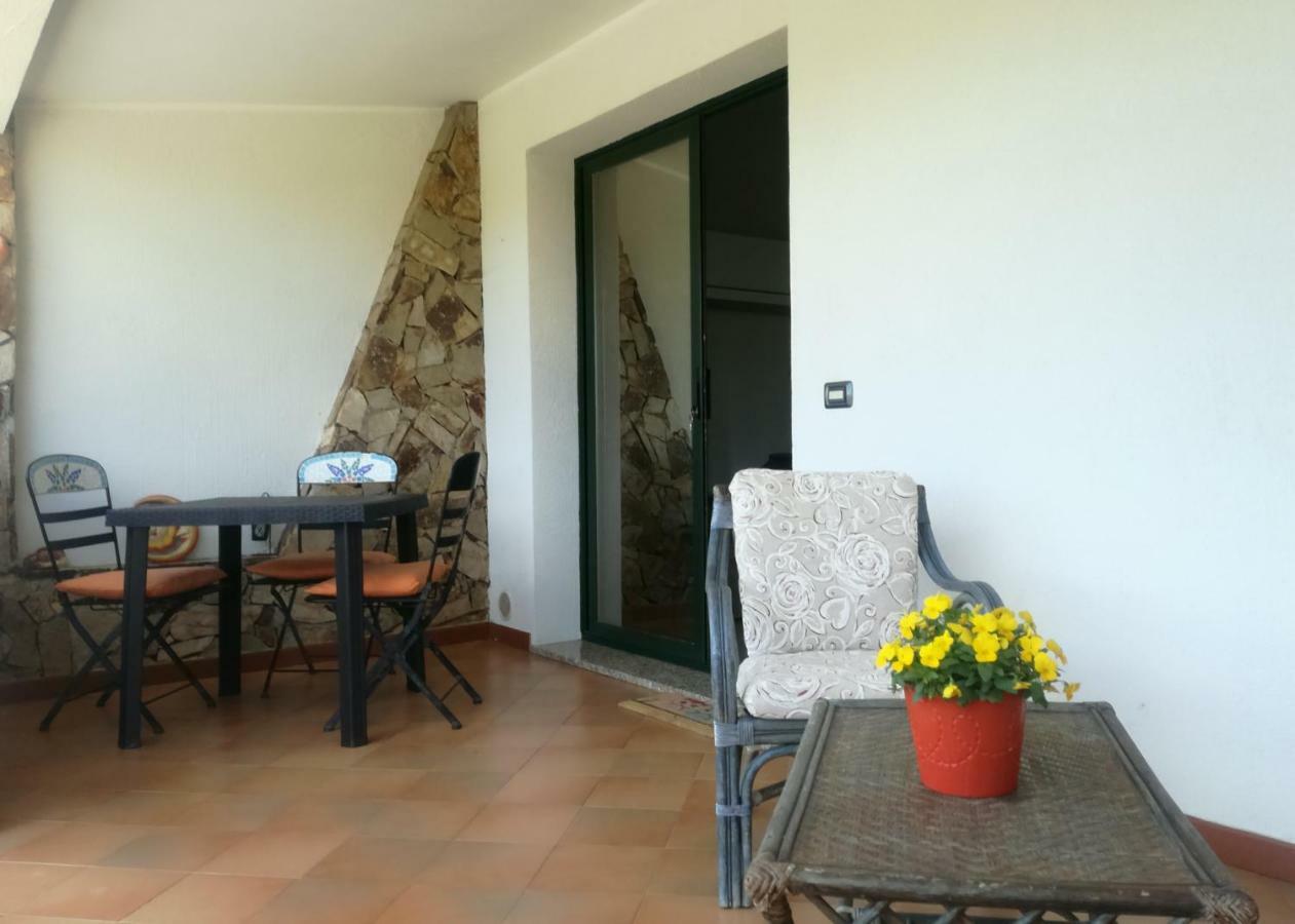 Il Giardino Apartman Lotzorai Kültér fotó