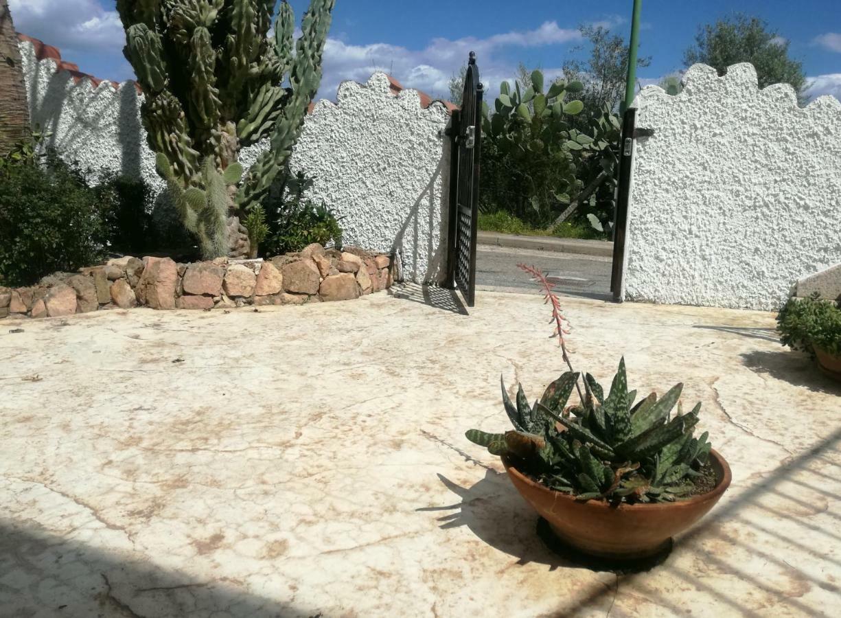 Il Giardino Apartman Lotzorai Kültér fotó