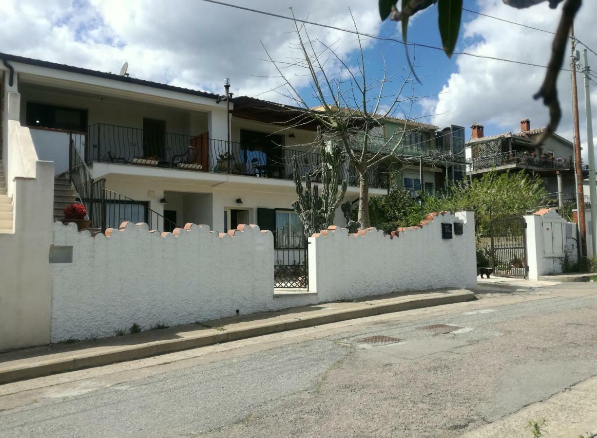 Il Giardino Apartman Lotzorai Kültér fotó
